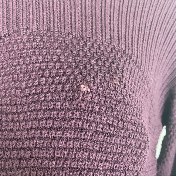 Lululemon Wool Sweater Purple‎ Turtleneck Sz 6 FLAWED - Picture 3 of 8